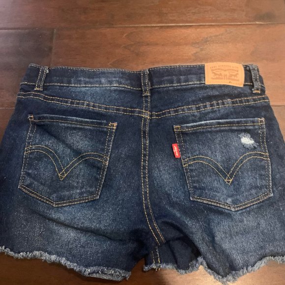 Girls Levi's Distressed Shorts - Picture 1 of 3